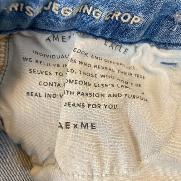 American Eagle Women's Jeans 4 Curvy Hi-Rise Jegging Crop Distressed Blue Denim - Picture 10 of 16